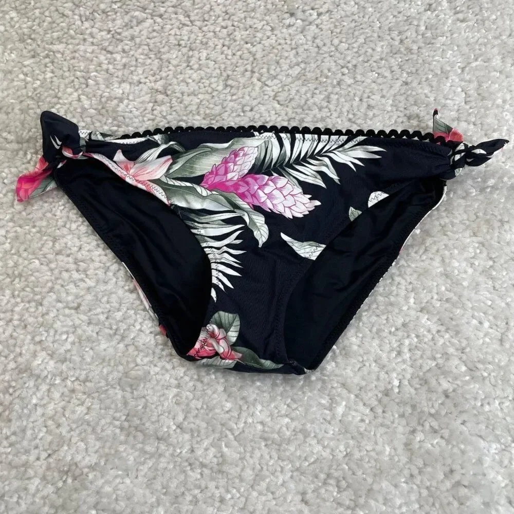 Tommy Bahama tb gingerflower